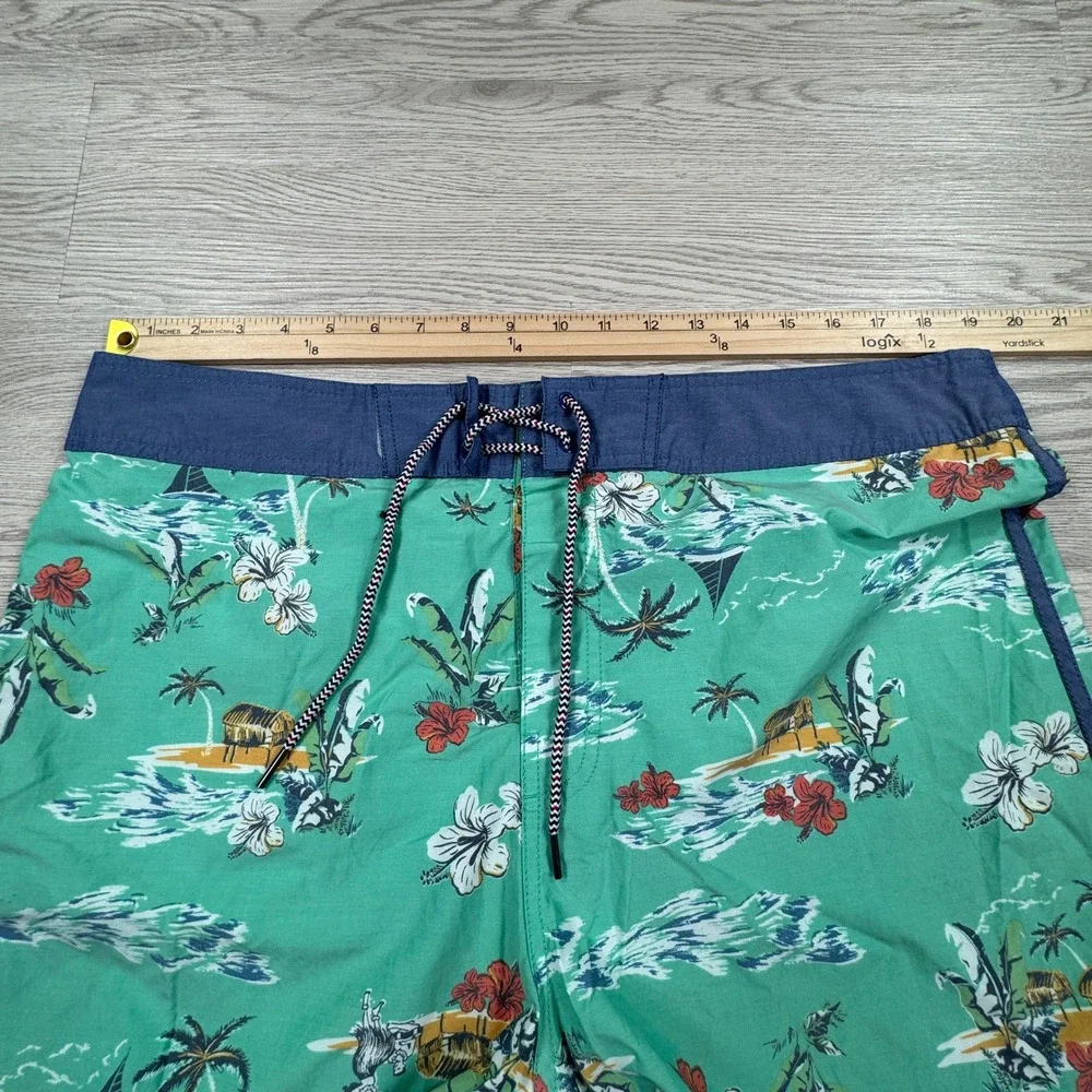 Quiet Storm Mens Board Shorts Hawaiian Tropical Hula Girl Green‎ 38 Swim Trunks